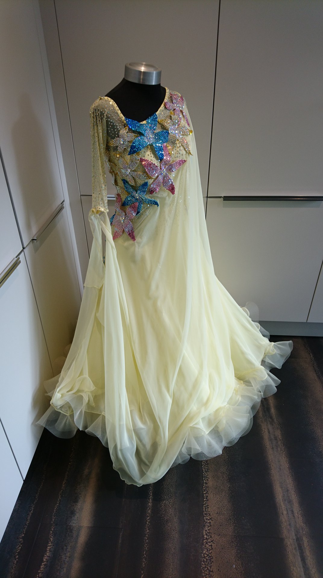 67434233_912181969125769_2744698356587560960_n