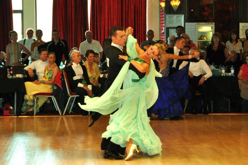 67956727_912183075792325_8885542751303630848_n