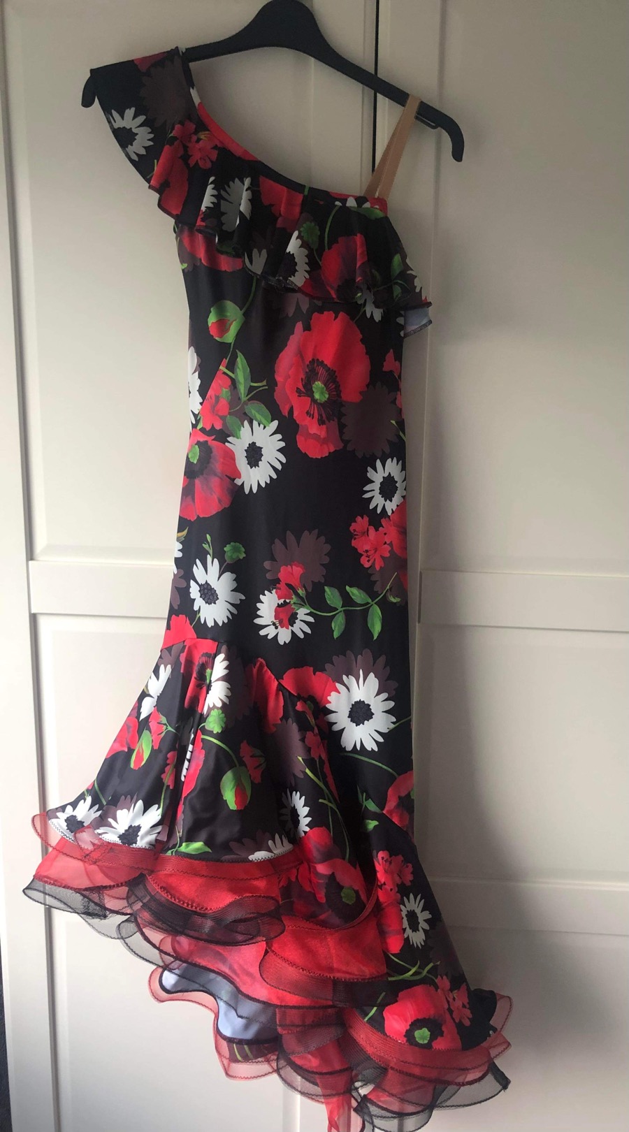 A6395C9E-2EF7-44D8-9F43-C38F5FFB8E22