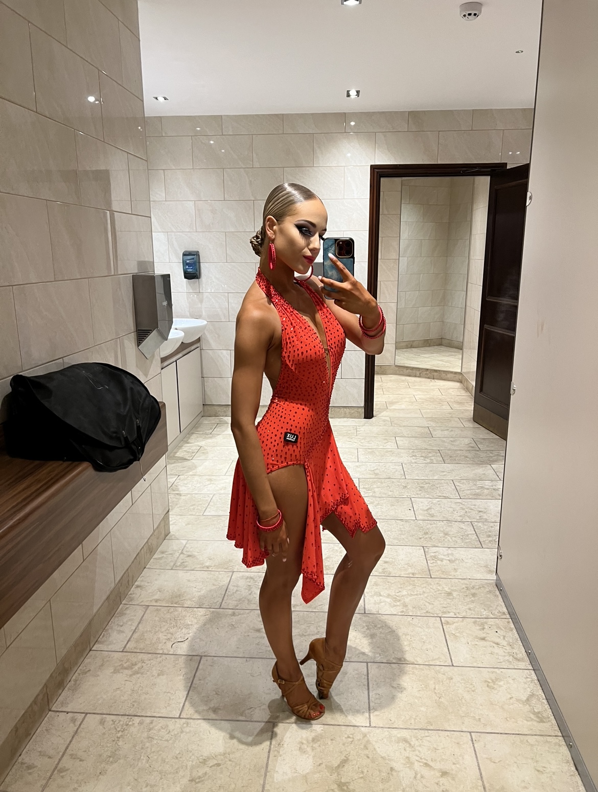 2FBD7ABC-5146-4242-AE79-6BFC63935E2C