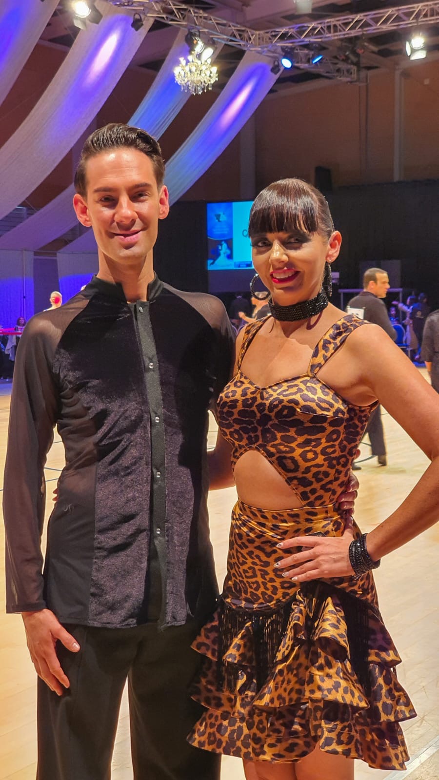 4955d538-1360-4986-b3af-935bb5acf80d-1