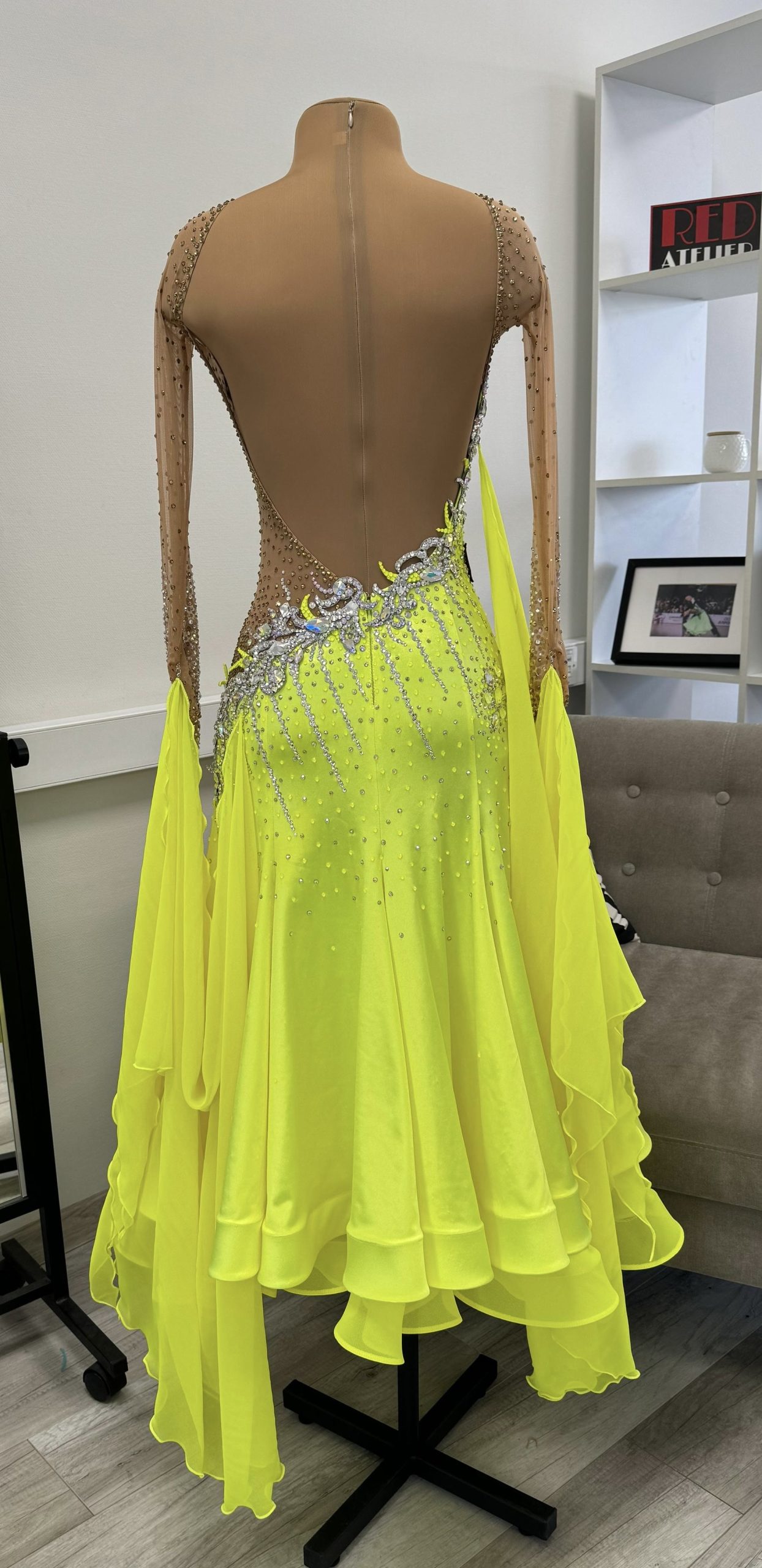 d1ace393-733f-484f-b024-2761d6b435d3