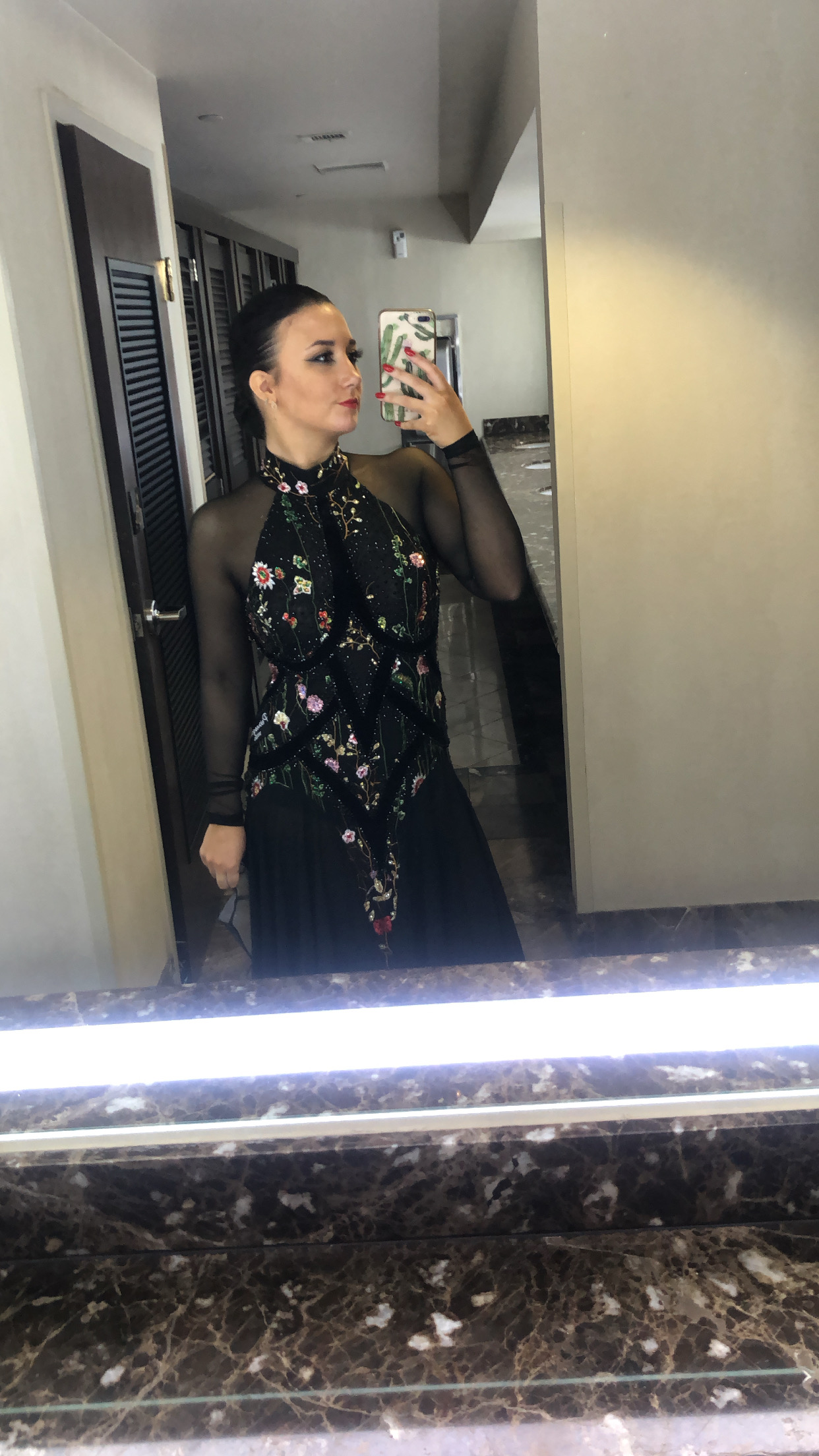 BDE3C2DE-4FCA-4649-A2E4-BB4EC3EA009F-1