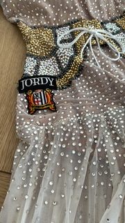 B649AAD7-D41A-4502-BE7A-B9EAF8B40F42