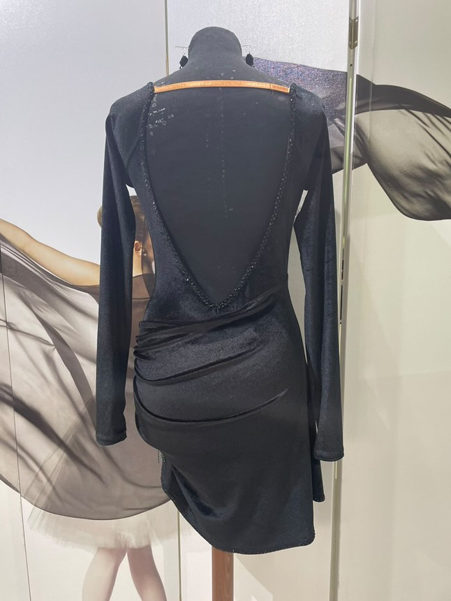 840AC07E-1CD2-4F2D-8EF8-D09A7E450D1E